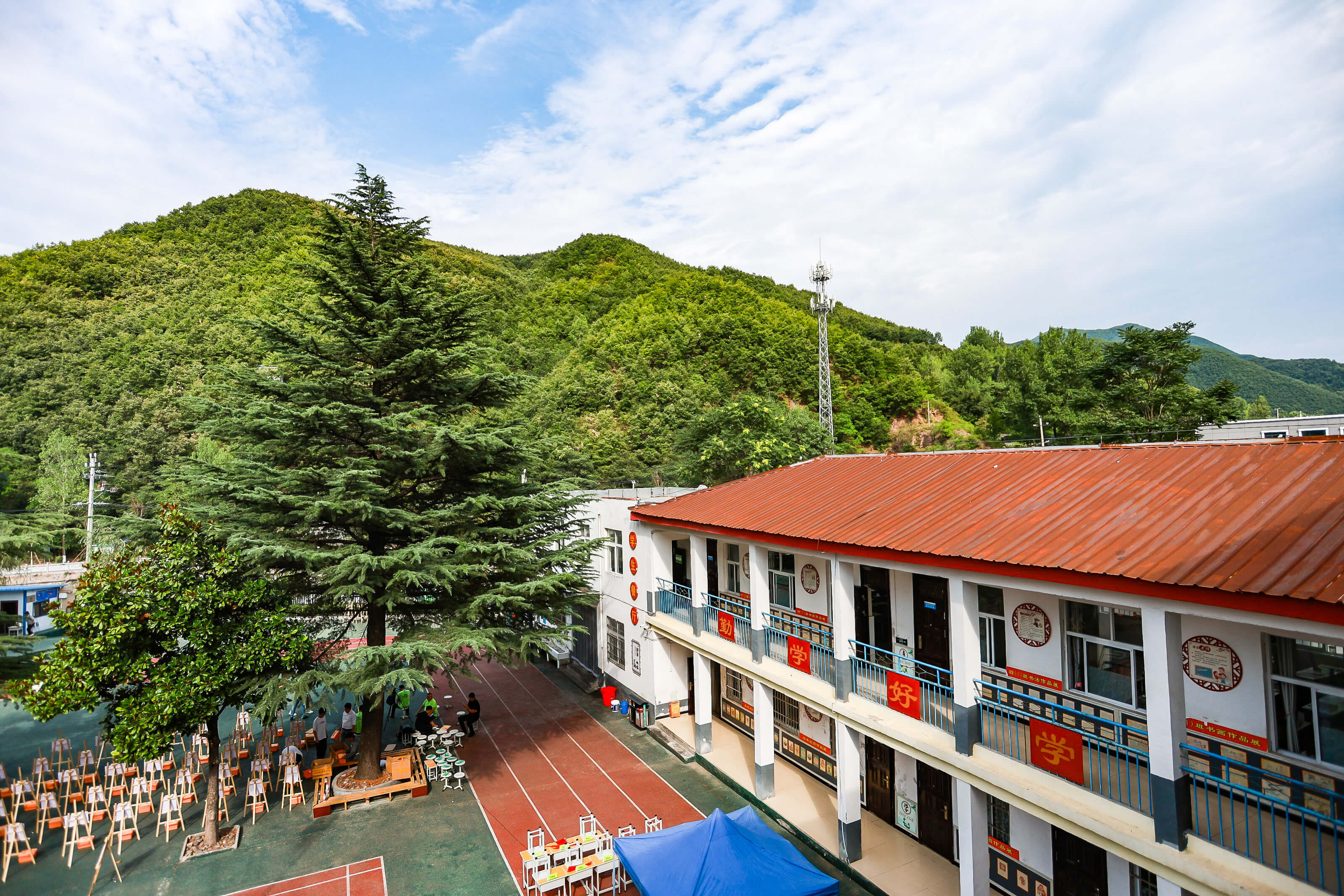 5d5f60f216d126d04f1e31936d553af8